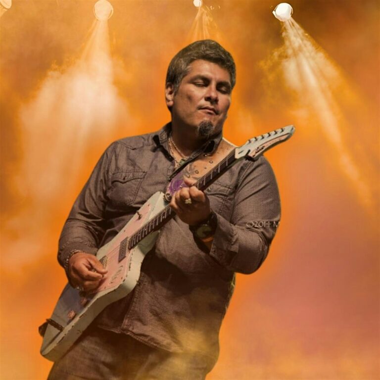 Jonn Del Toro Richardson: Unplugged